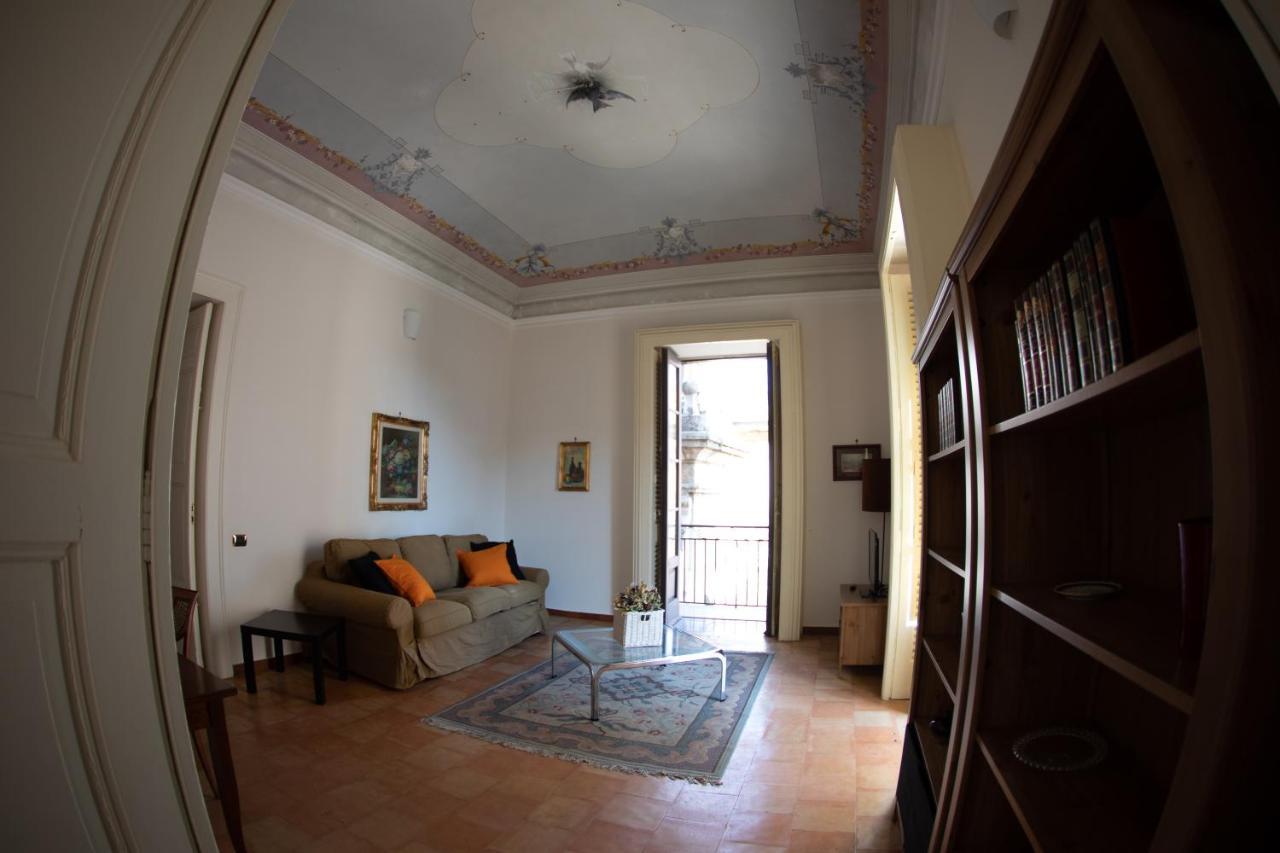 Flavio Gioia Suite Salerno Eksteriør billede